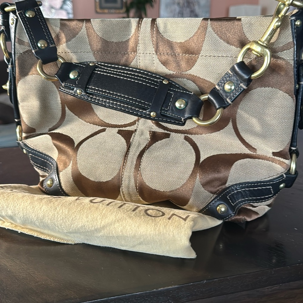 Coach Carly medium hobo